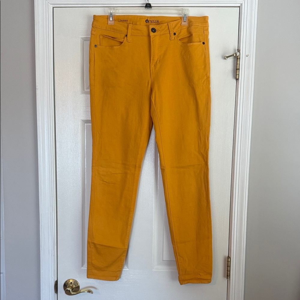 STYLUS Women's Vibrant Yellow Skinny Jeans